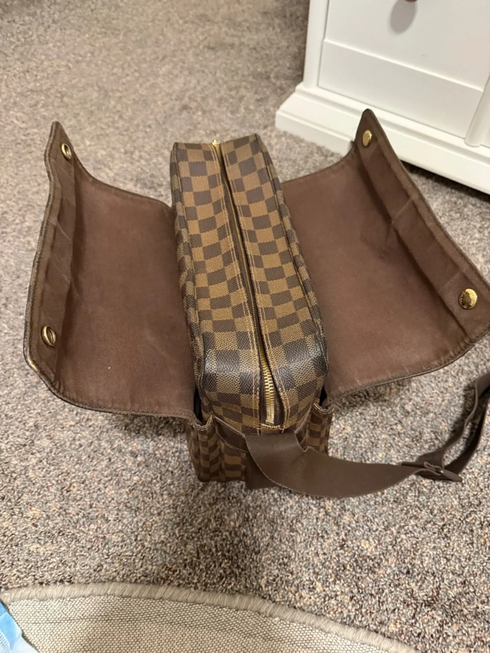 Louis Vuitton Brown Naviglio Damier Crossbody - Picture 2 of 8